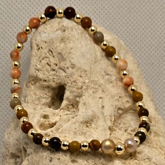 Stretchy bracelet - Picture 10 of 13